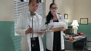 nurse sex with boss in hospital