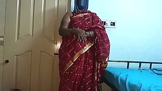 anty sexy video with saree