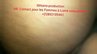 jeune couple baise en exterieur