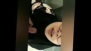 hot asian webcam girl masturbating