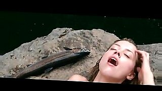 hot sex girl defloration video