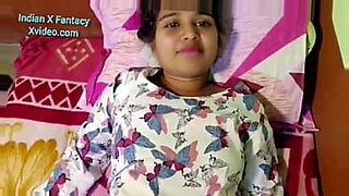 bangladesh-tangail-district-madhupur-thana-18-year-phone-video-sex-rozina-akter