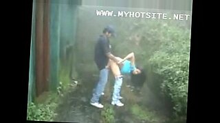 indian actress navel kissing and bed scene